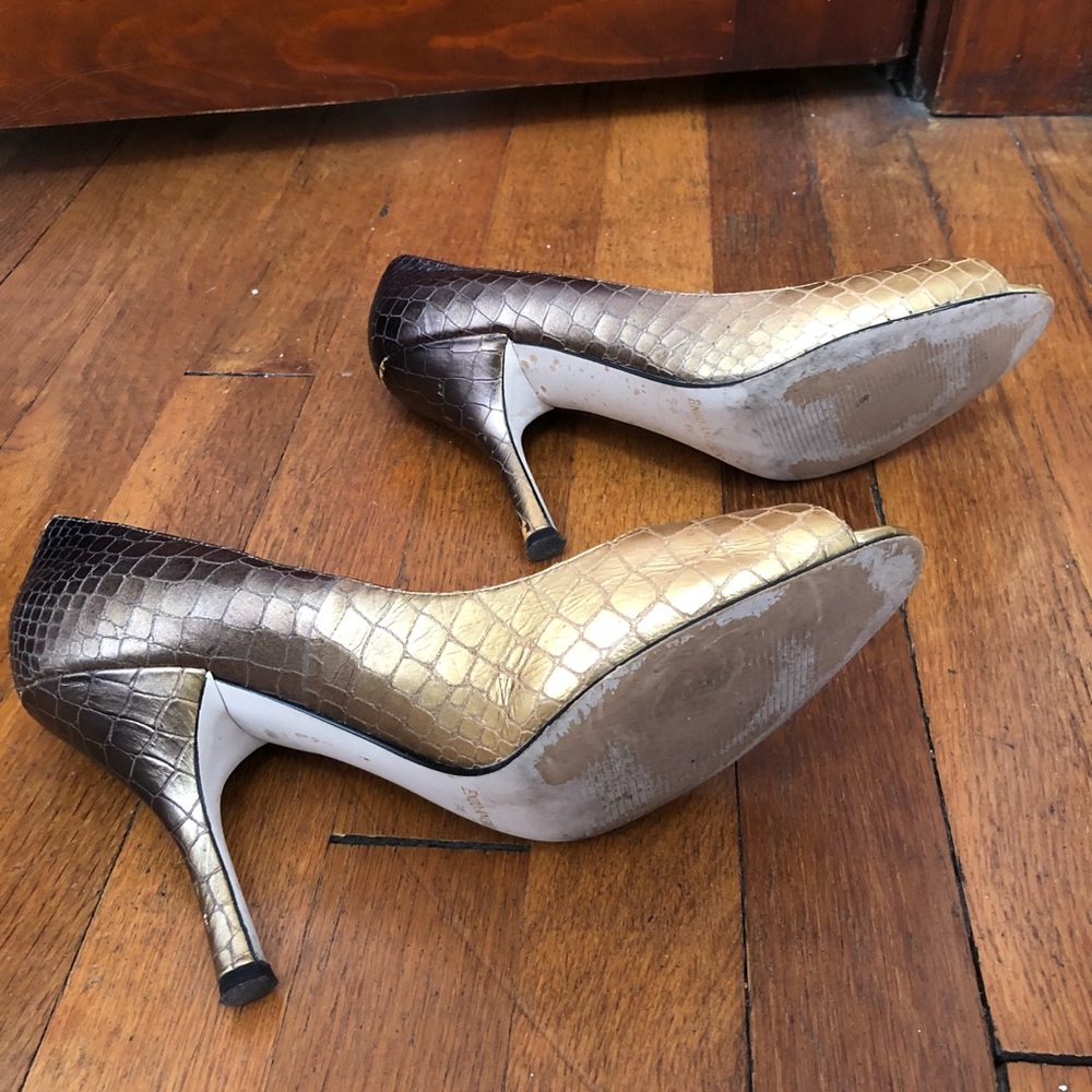Gold python printed heels - Picture 4 of 5